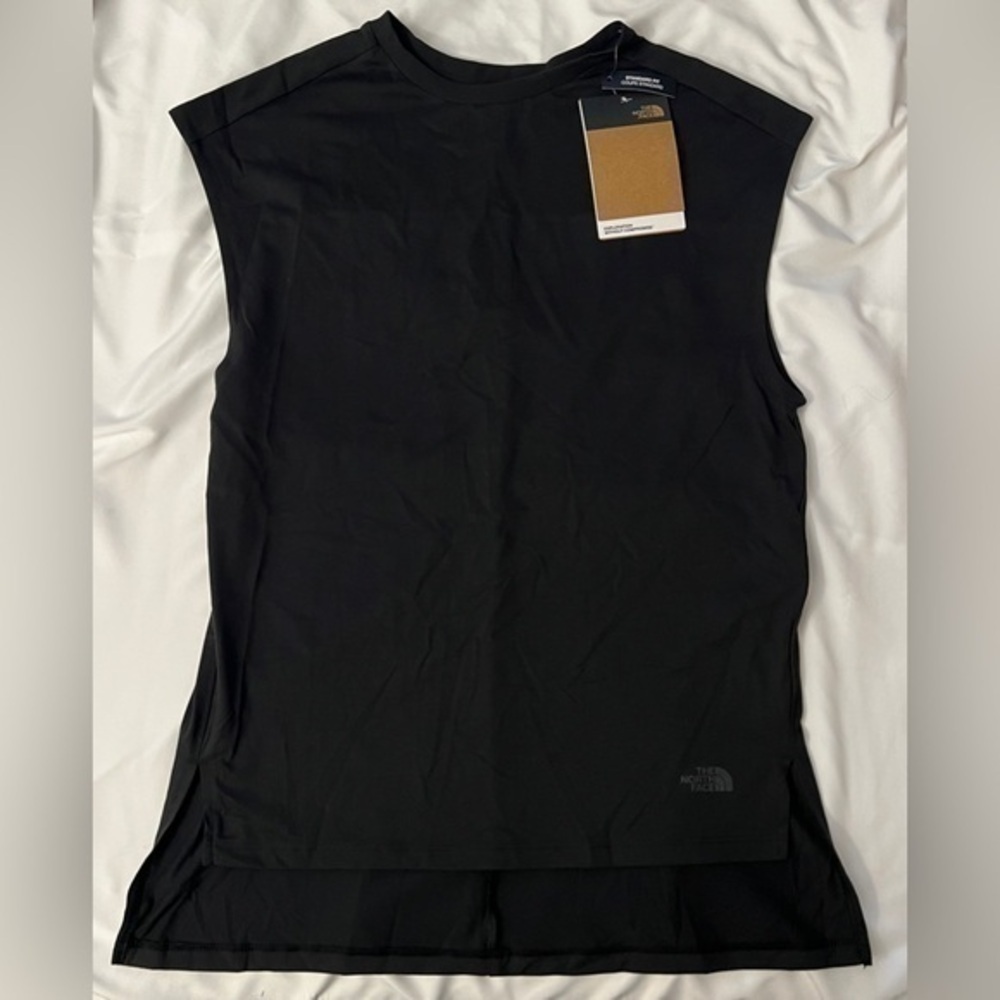 NWT Women’s The North Face Muscle Tee Size XS
